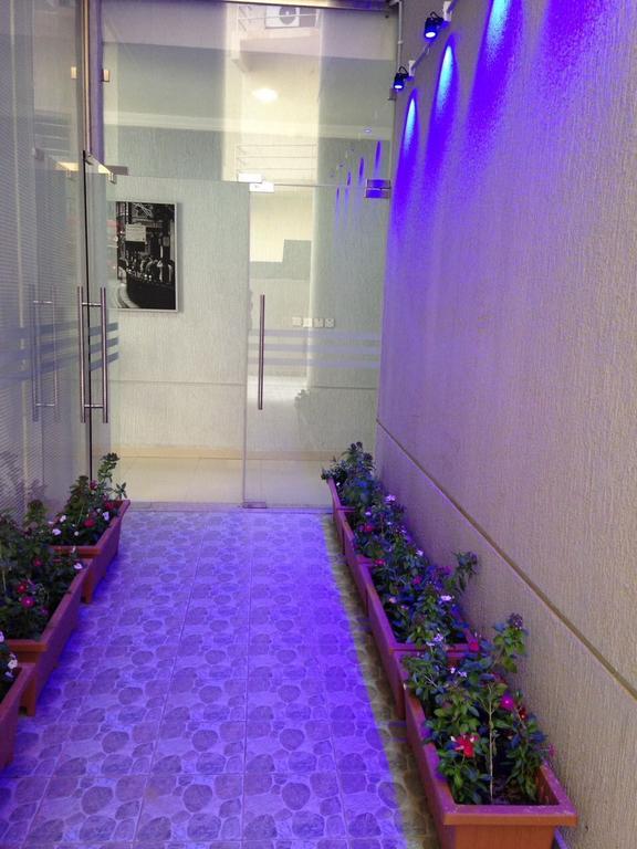 Riviera Apartments Кувейт Екстериор снимка